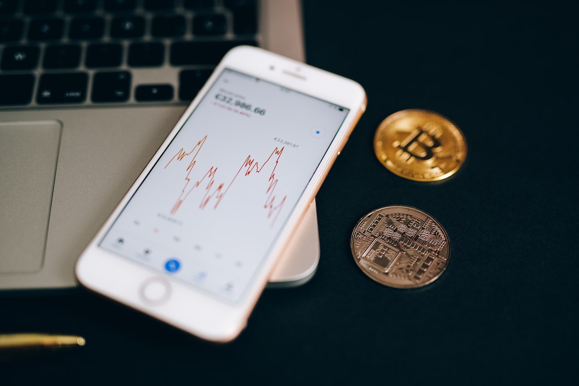 HODLing Vs Trading in Cryptocurrencies