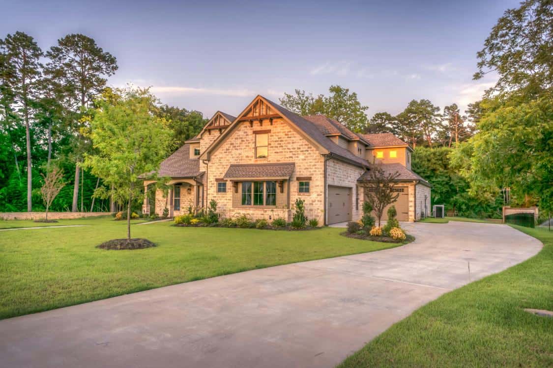 Why Hire a Broker When Buying a Home? Discover Why